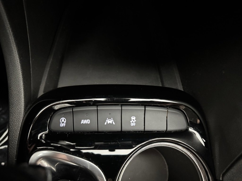 Used 2023 Buick Encore GX Essence w/ Experience Buick Package image 20