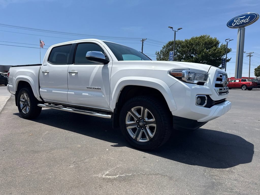 Used 2019 Toyota Tacoma Limited AWD/4WD image 10