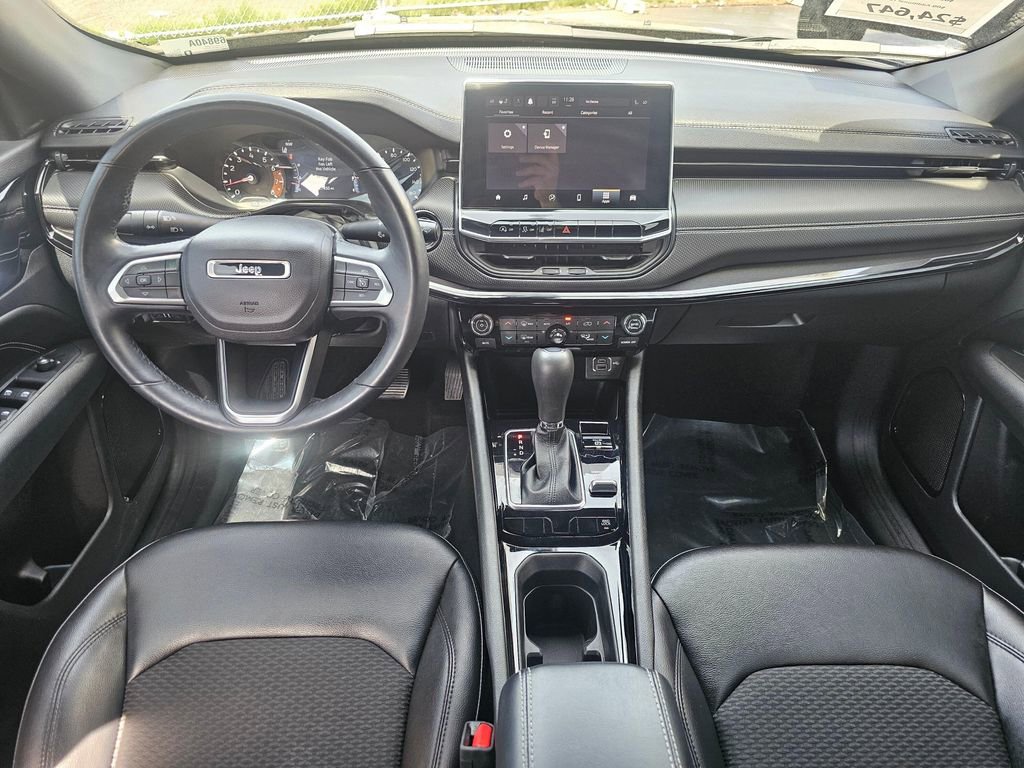 Used 2022 Jeep Compass Latitude w/ Convenience Group AWD/4WD image 17