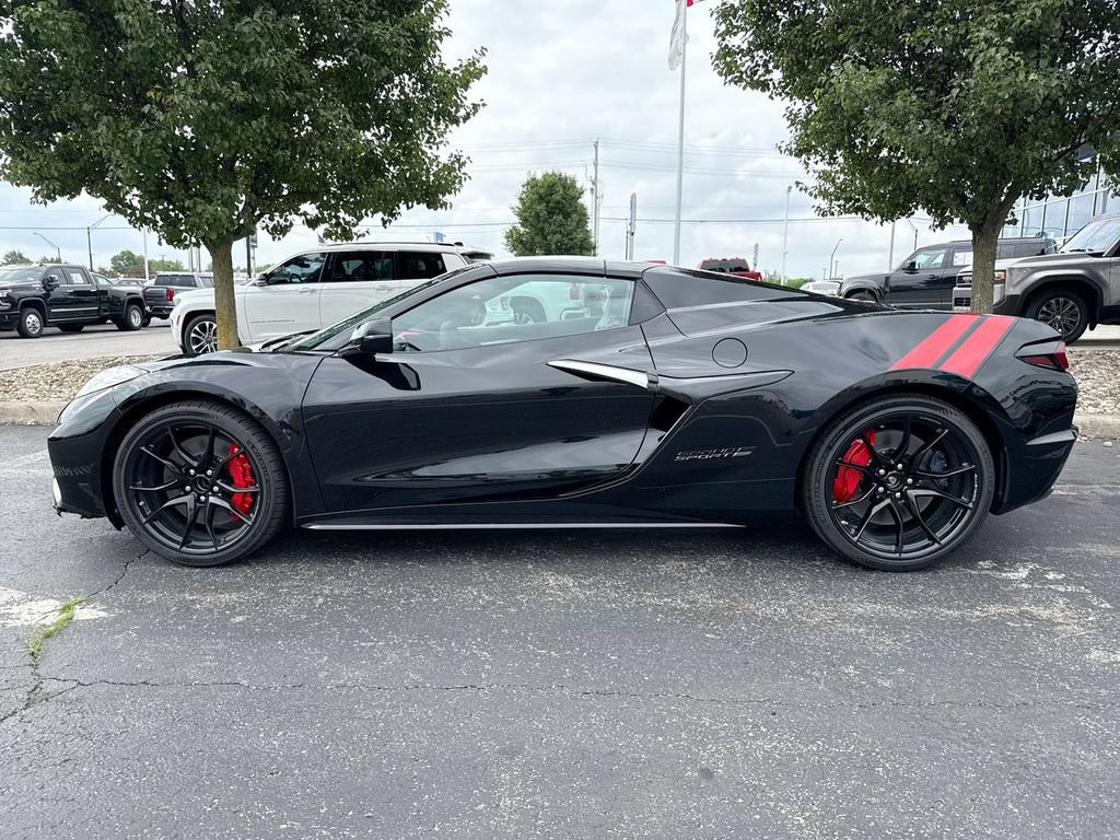 New 2027 Chevrolet Corvette Grand Sport RWD image 2