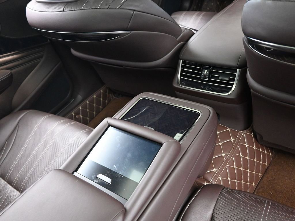 Used 2020 Lexus LS 500 AWD w/ Luxury Package image 16