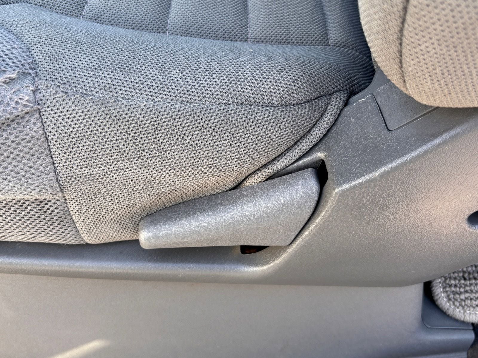 Used 2019 Nissan Frontier S RWD image 17