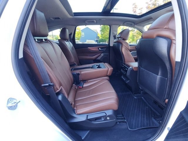 Used 2022 Acura MDX w/ Technology Package FWD image 25