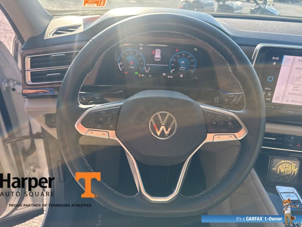 Used 2025 Volkswagen Atlas SE image 17