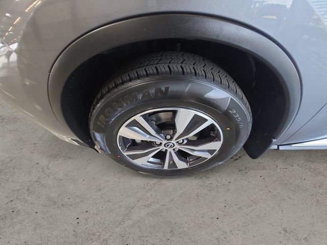 Used 2024 Nissan Murano SV AWD/4WD image 9