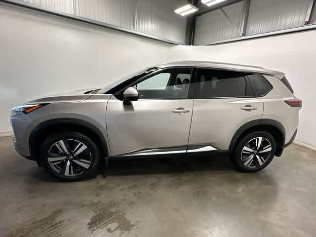 Used 2021 Nissan Rogue SL w/ Premium Package AWD/4WD image 2