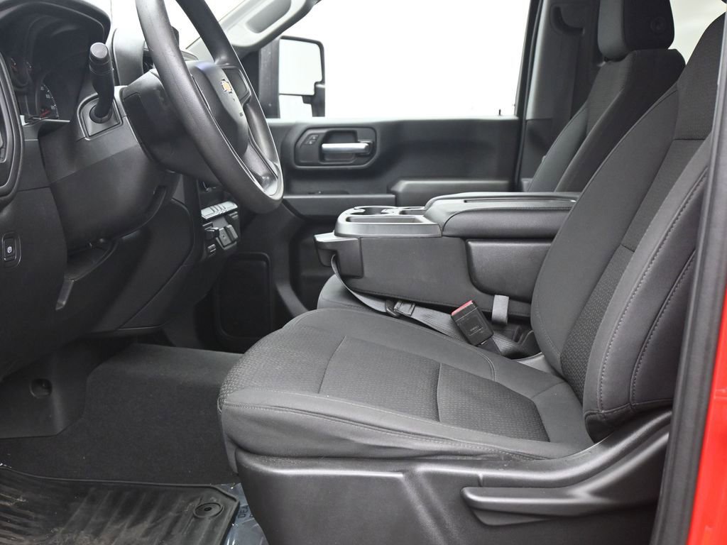 Used 2020 Chevrolet Silverado 2500 Custom w/ Custom Value Package AWD/4WD image 13