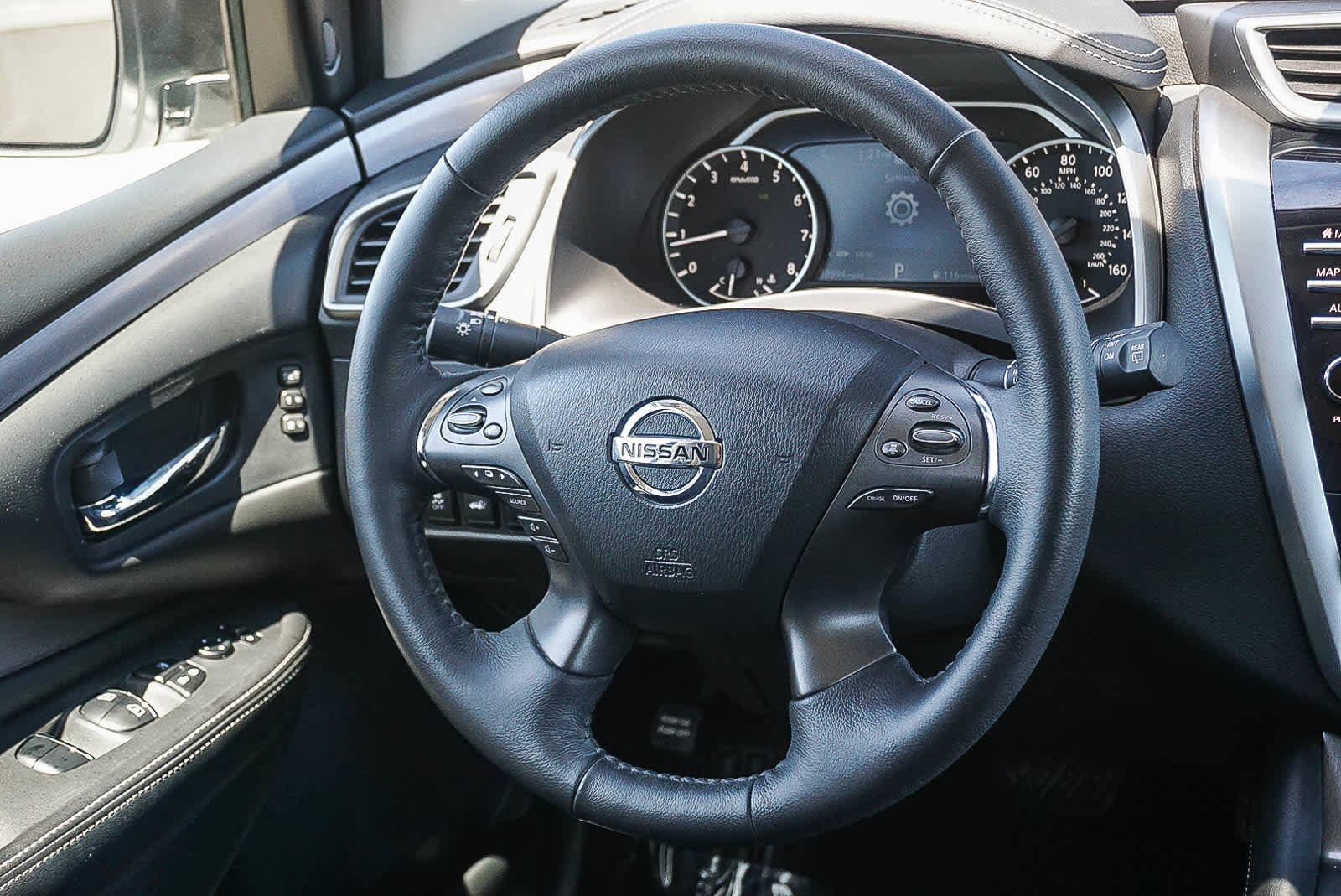 Used 2021 Nissan Murano SL FWD image 16