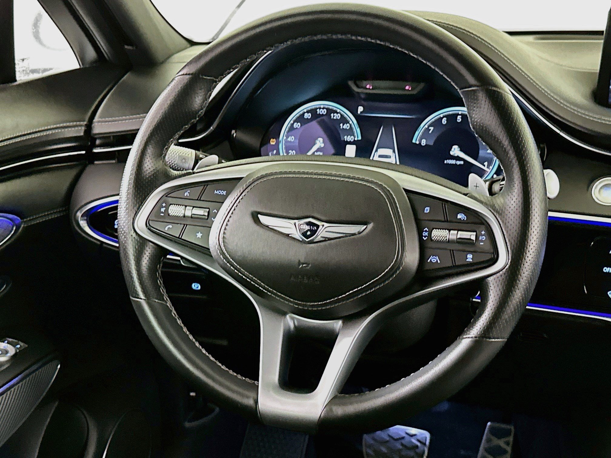 Used 2025 Genesis GV70 2.5T w/ Sport Prestige Package AWD/4WD image 8