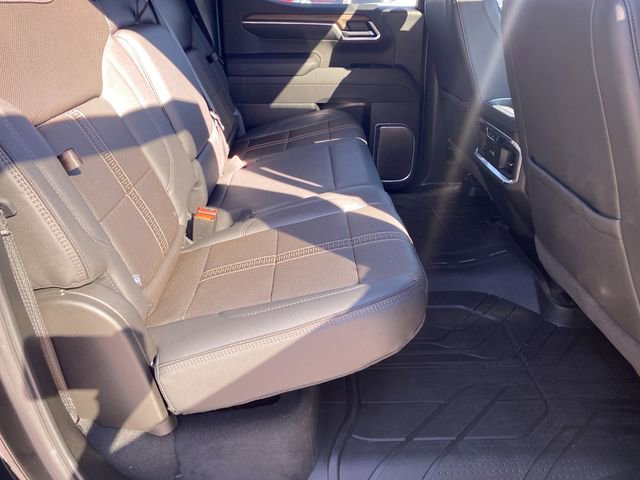 Certified 2025 Chevrolet Silverado 1500 High Country image 34