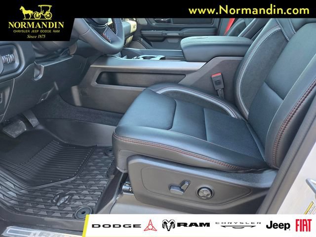 New 2026 RAM 1500 Laramie AWD/4WD image 9