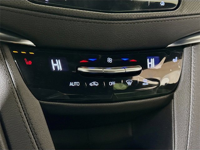 New 2025 Cadillac XT5 Luxury image 10