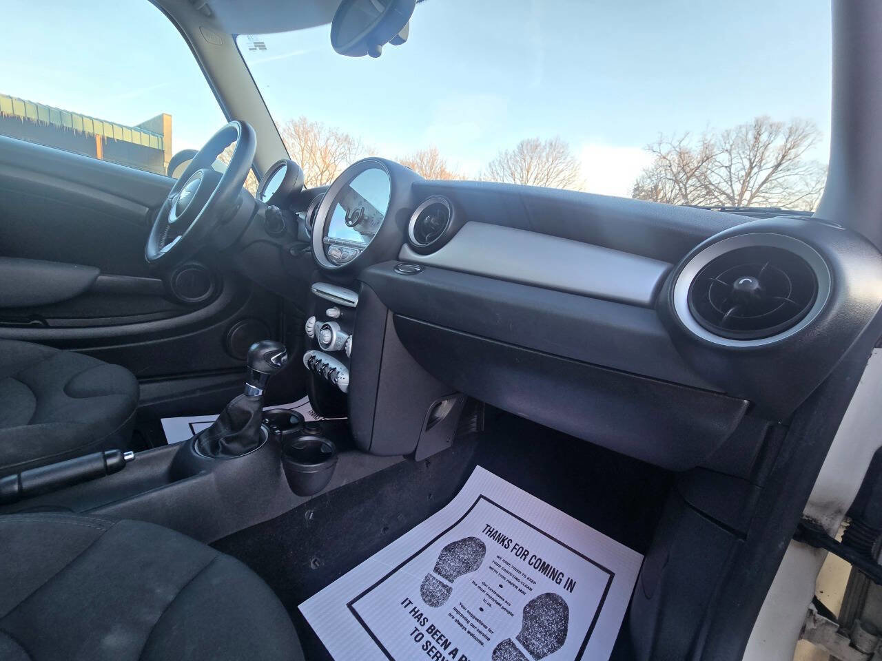 Used 2010 MINI Cooper Hardtop image 25