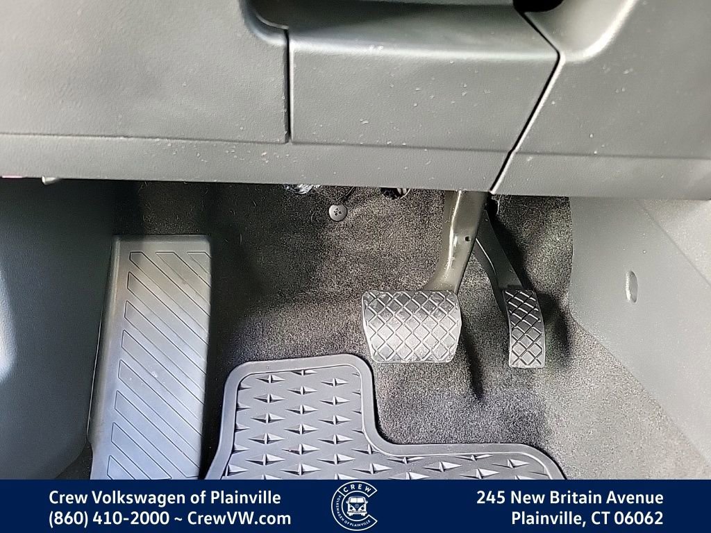 Certified 2023 Volkswagen Taos SE image 39