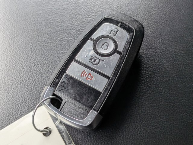 Used 2023 Ford Explorer XLT RWD image 30