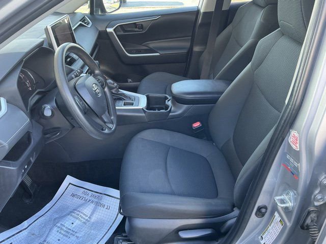 Used 2024 Toyota RAV4 LE image 14
