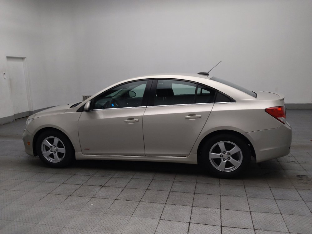 Used 2016 Chevrolet Cruze LT FWD image 3