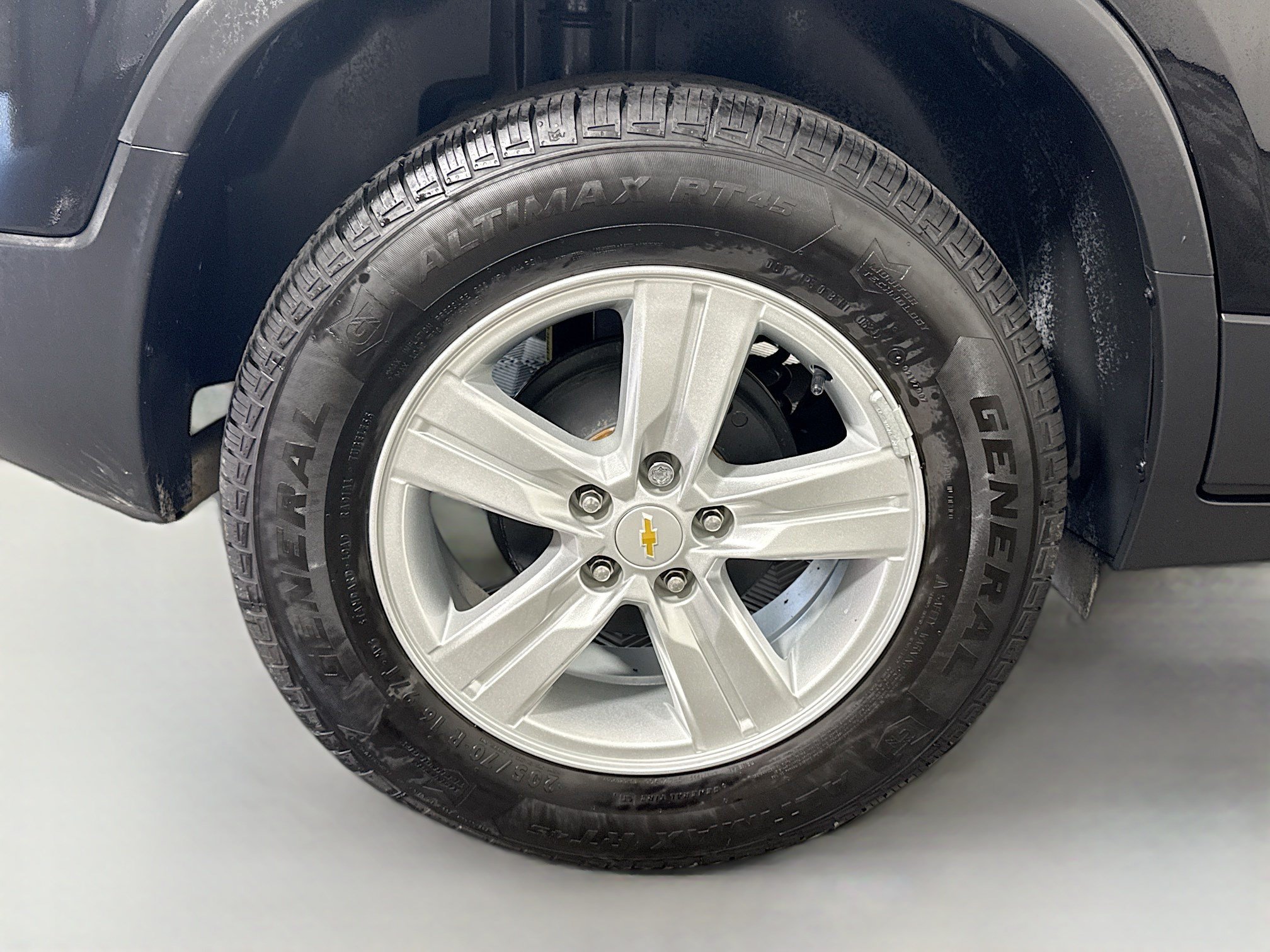 Used 2021 Chevrolet Trax LS w/ Tint and Cruise Package FWD image 32