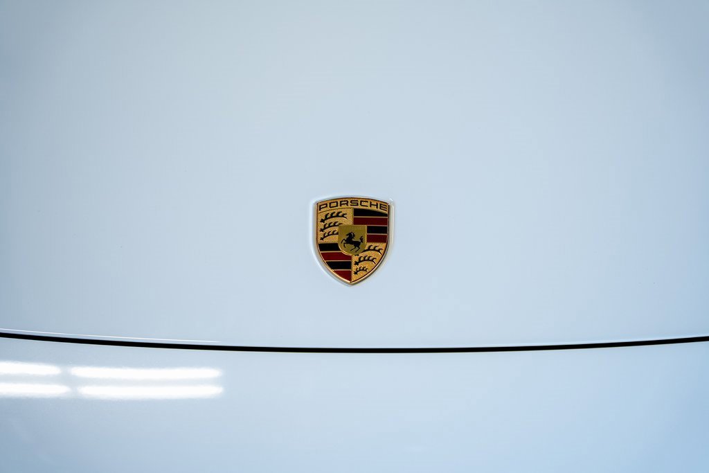 Used 2021 Porsche Cayenne Turbo image 4