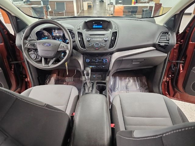 Used 2018 Ford Escape S image 9