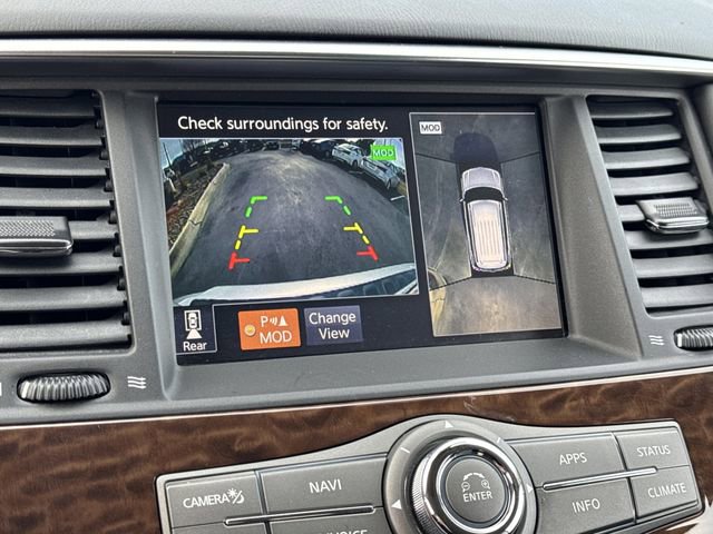 Used 2020 Nissan Armada SL image 32