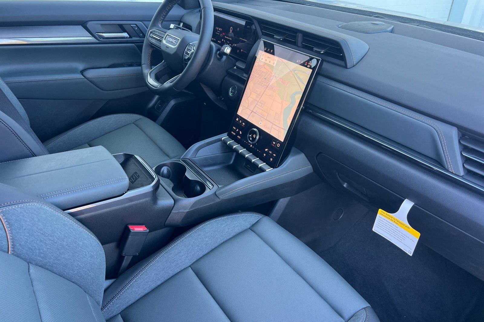 New 2027 GMC Terrain AT4 w/ Technology Package II AWD/4WD image 13