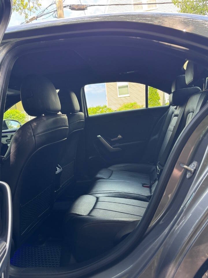 Used 2019 Mercedes-Benz A 220 image 9