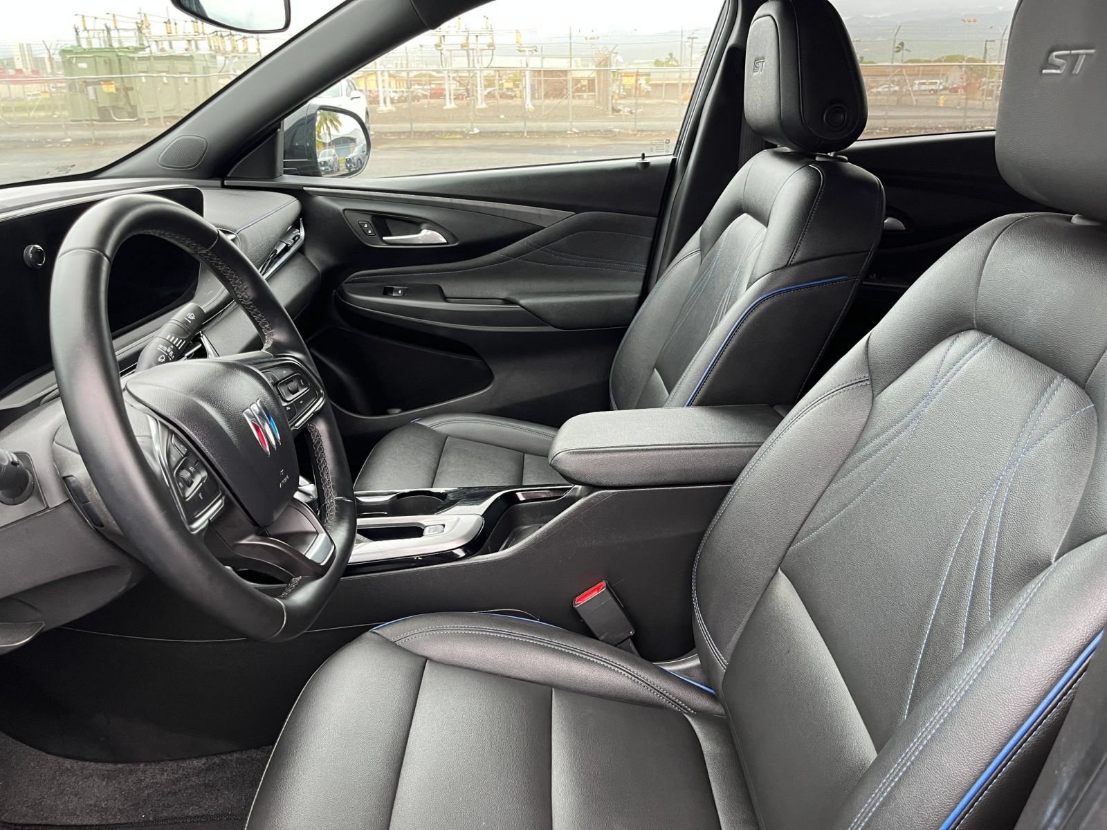 Used 2025 Buick Envista Sport Touring FWD image 25