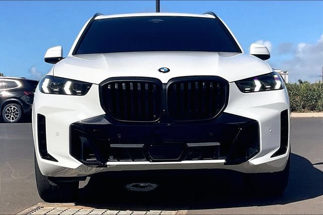 Used 2025 BMW X5 sDrive40i w/ M Sport Package RWD image 3