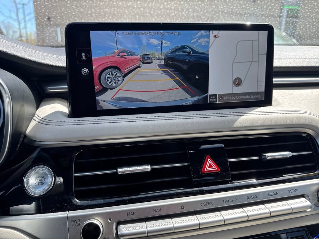 Used 2024 Genesis G70 2.5T image 32