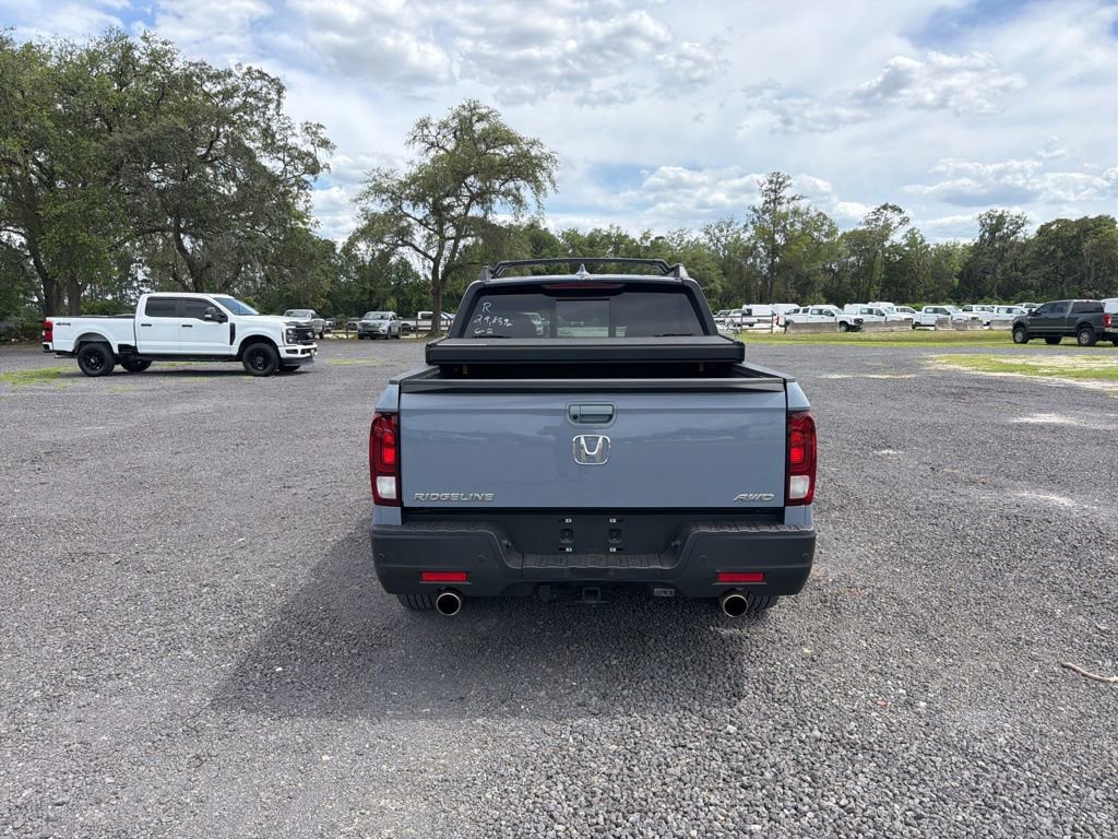 Used 2022 Honda Ridgeline Black Edition image 4