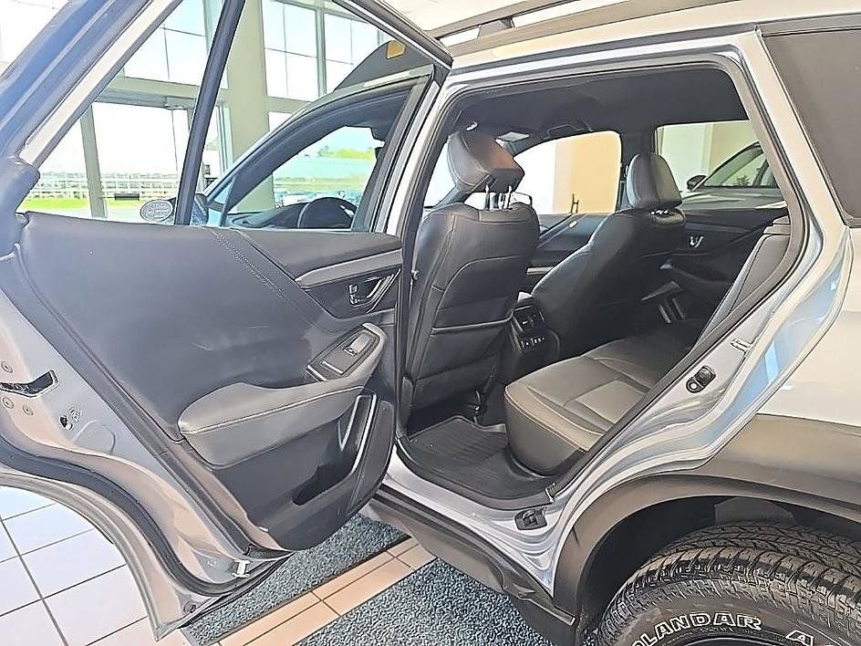 Used 2022 Subaru Outback Wilderness AWD/4WD image 28