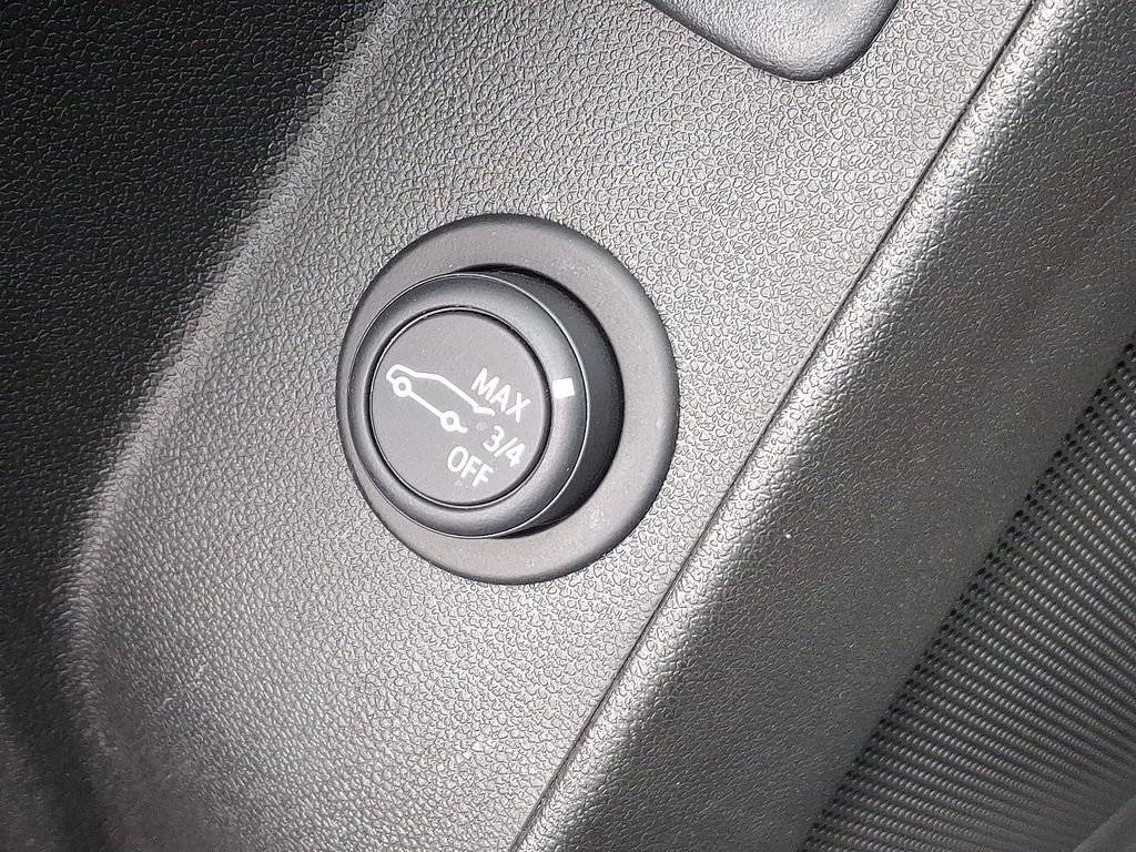 Certified 2023 Chevrolet Equinox Premier image 28