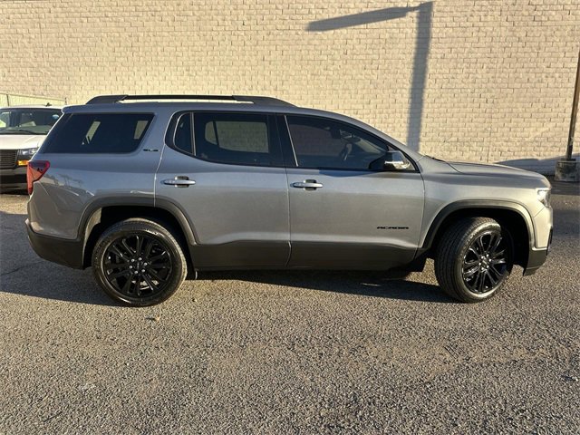 Used 2022 GMC Acadia SLE w/ Elevation Edition image 3