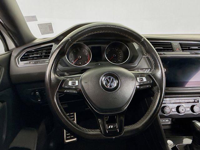 Used 2020 Volkswagen Tiguan SE R-Line FWD image 11