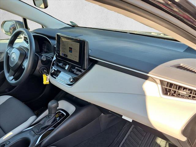 Used 2026 Toyota Corolla LE FWD image 20