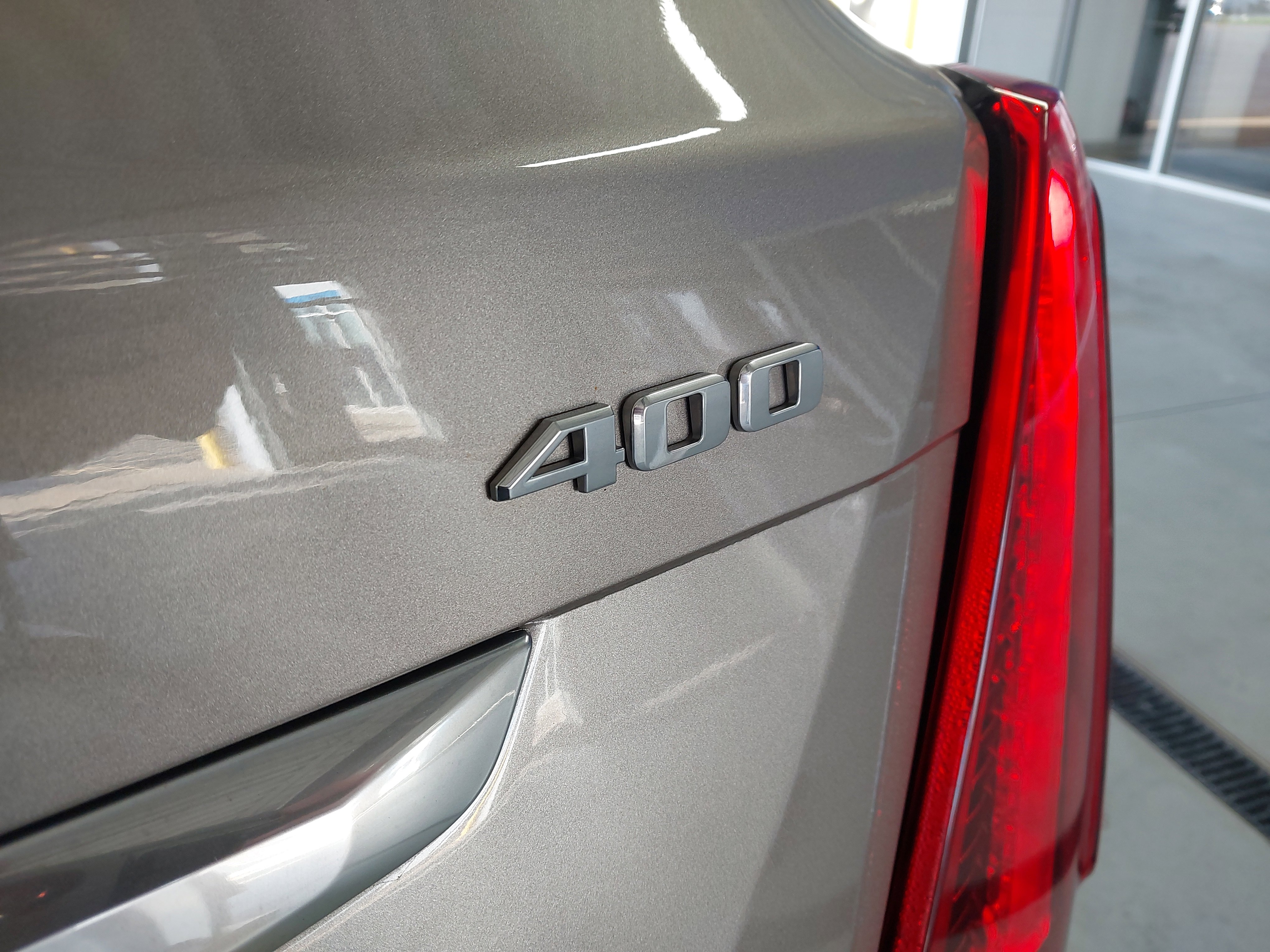 Used 2022 Cadillac XT5 Premium Luxury w/ LPO, Floor Liner Package image 33