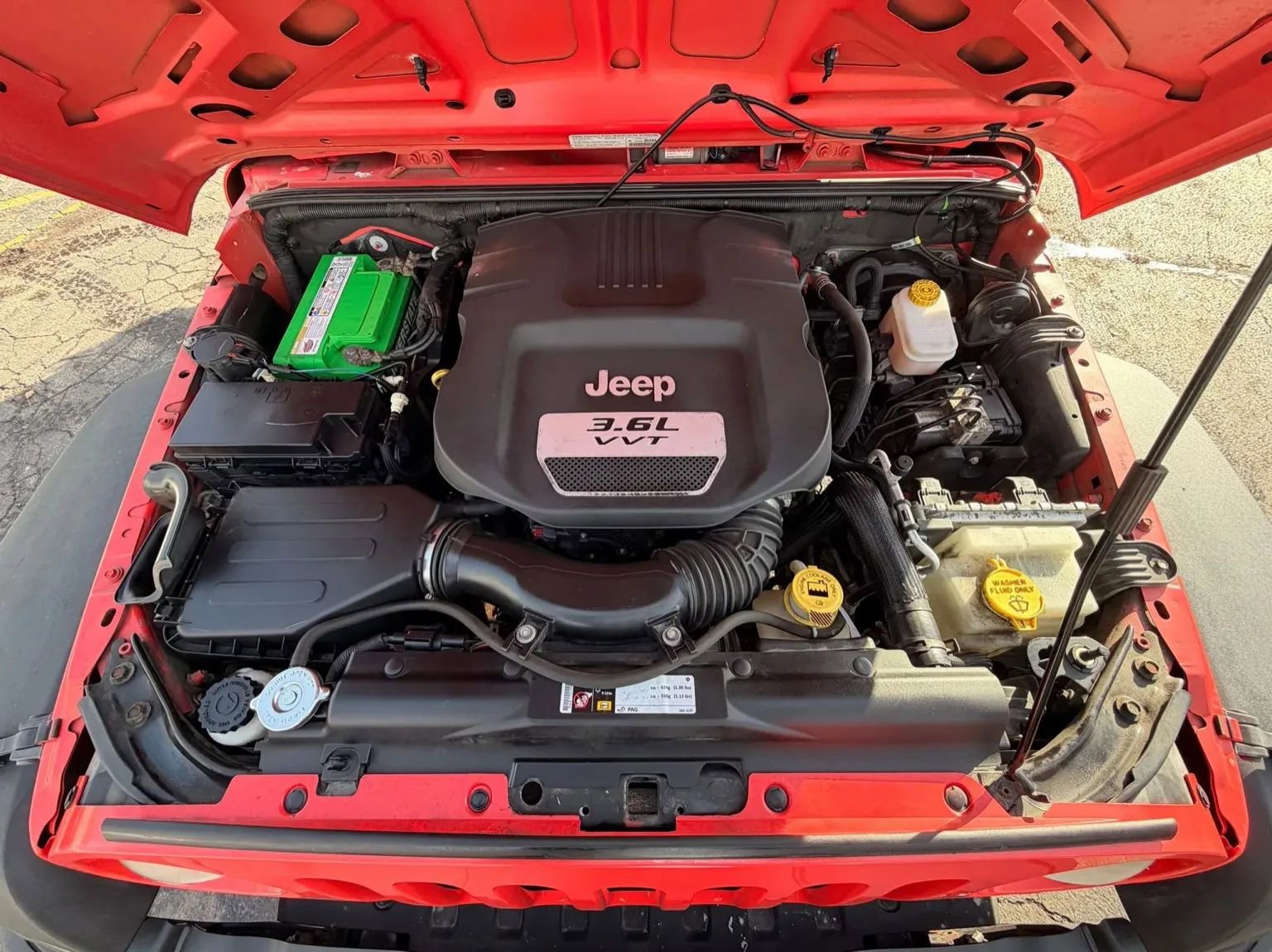 Used 2013 Jeep Wrangler Sahara AWD/4WD image 33