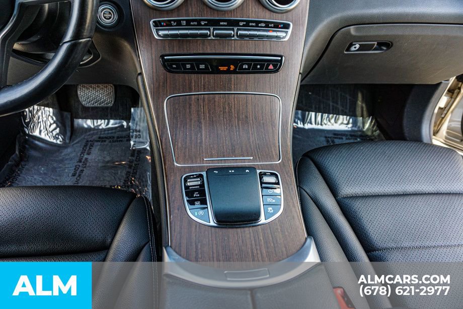 Used 2022 Mercedes-Benz GLC 300 4MATIC w/ Premium Package Lite image 40
