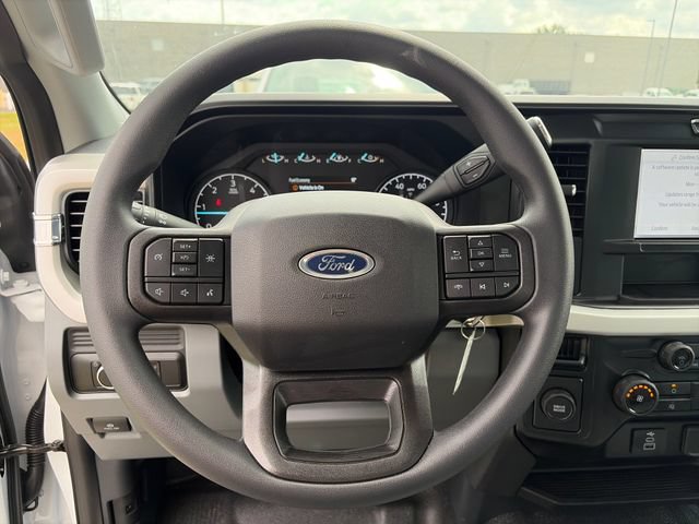 New 2026 Ford F550 2WD Regular Cab Super Duty image 9