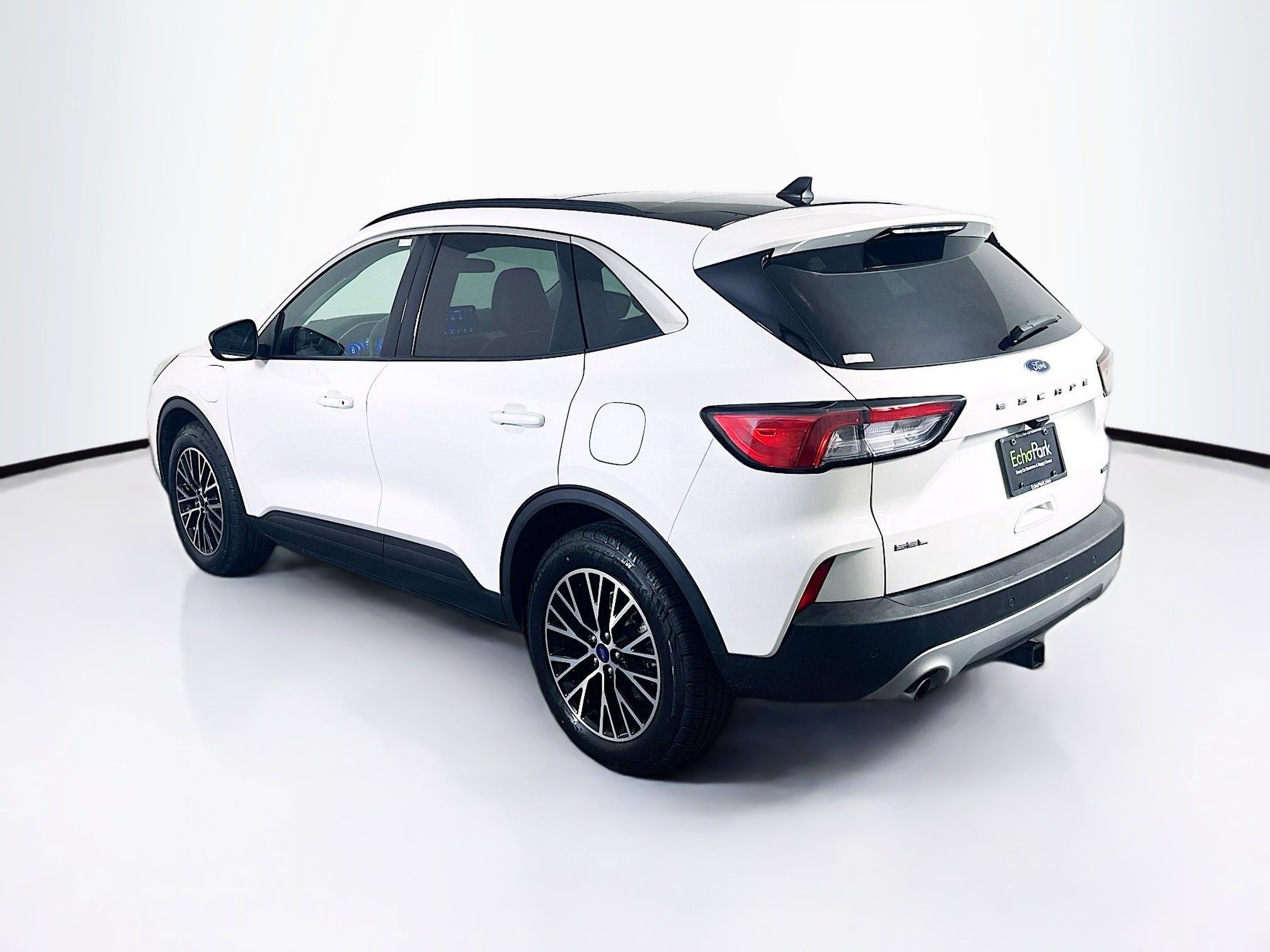 Used 2022 Ford Escape SEL w/ Technology Package image 5