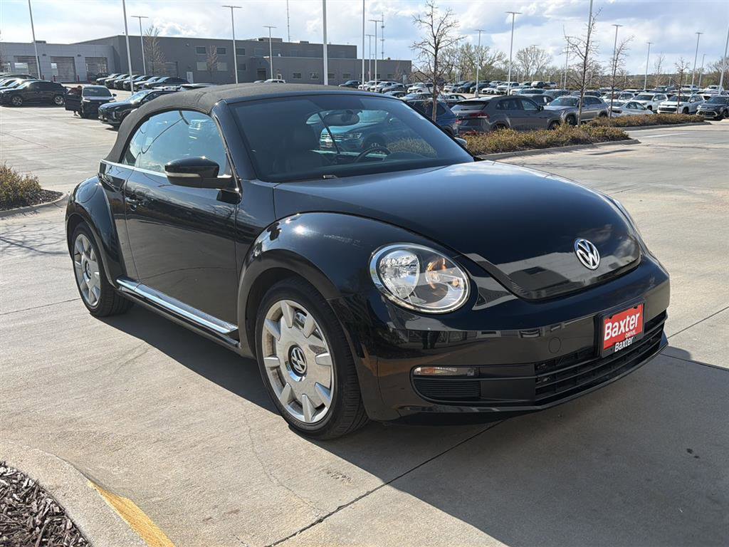 Used 2015 Volkswagen Beetle 1.8T FWD image 3