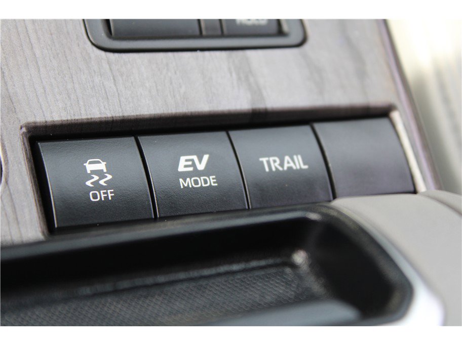 Used 2022 Toyota Highlander Platinum AWD/4WD image 31