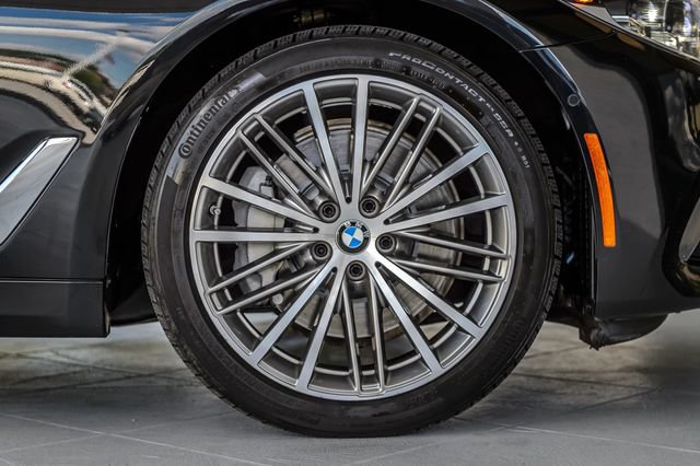 Used 2017 BMW 540i RWD image 15