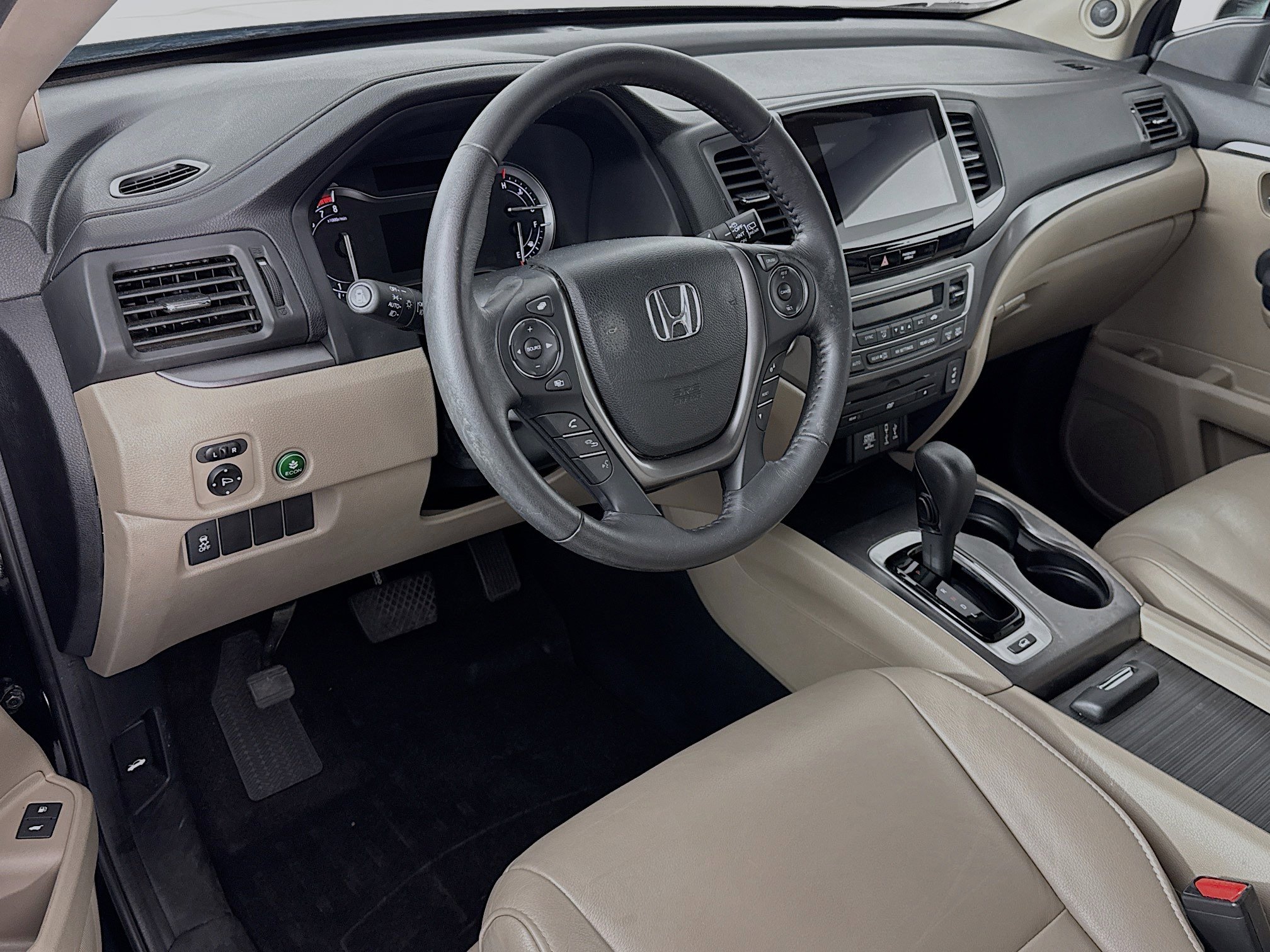 Certified 2017 Honda Pilot EX-L image 9