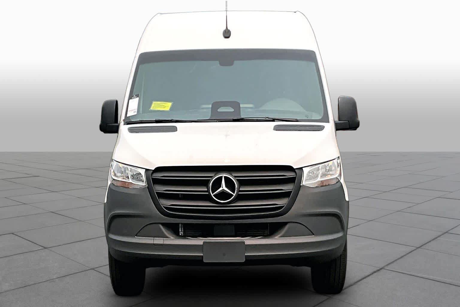 New 2026 Mercedes-Benz Sprinter 2500 image 2