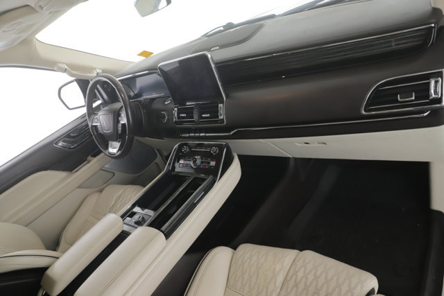 Used 2021 Lincoln Navigator Black Label w/ Special Edition Package AWD/4WD image 34