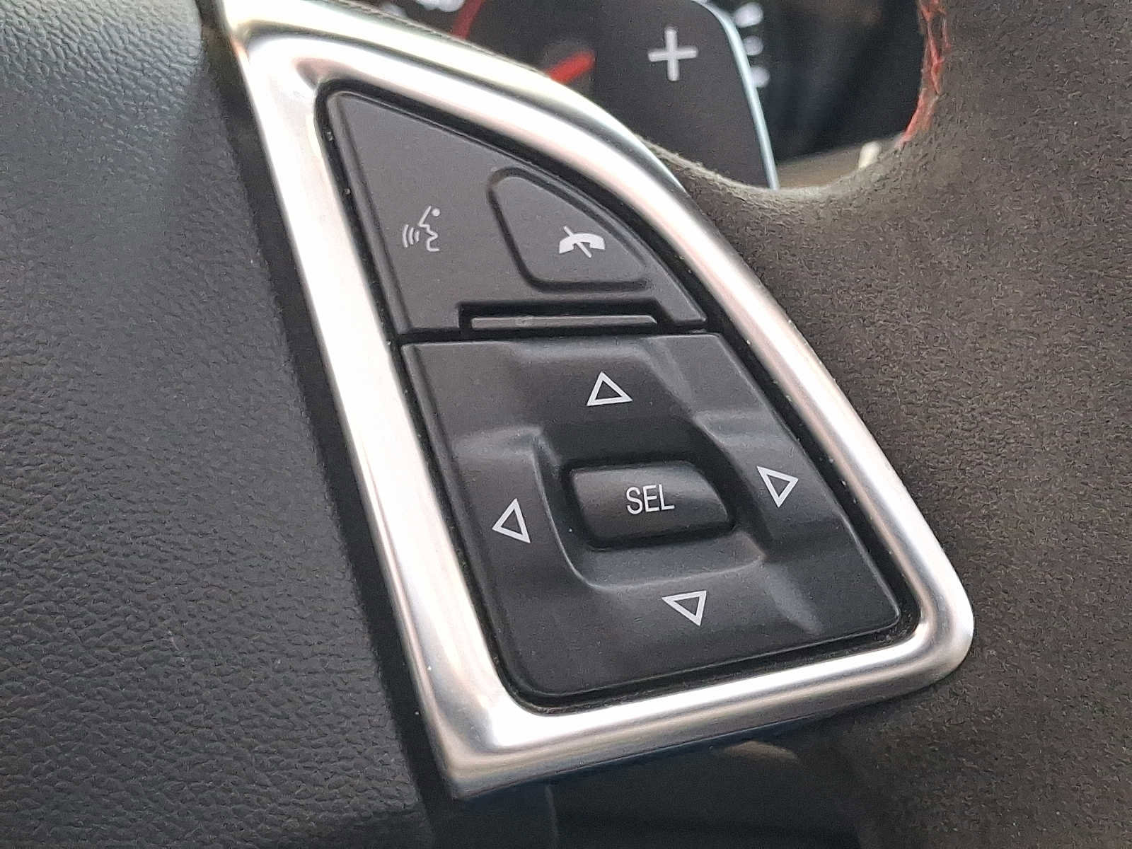 Used 2018 Chevrolet Camaro ZL1 image 23