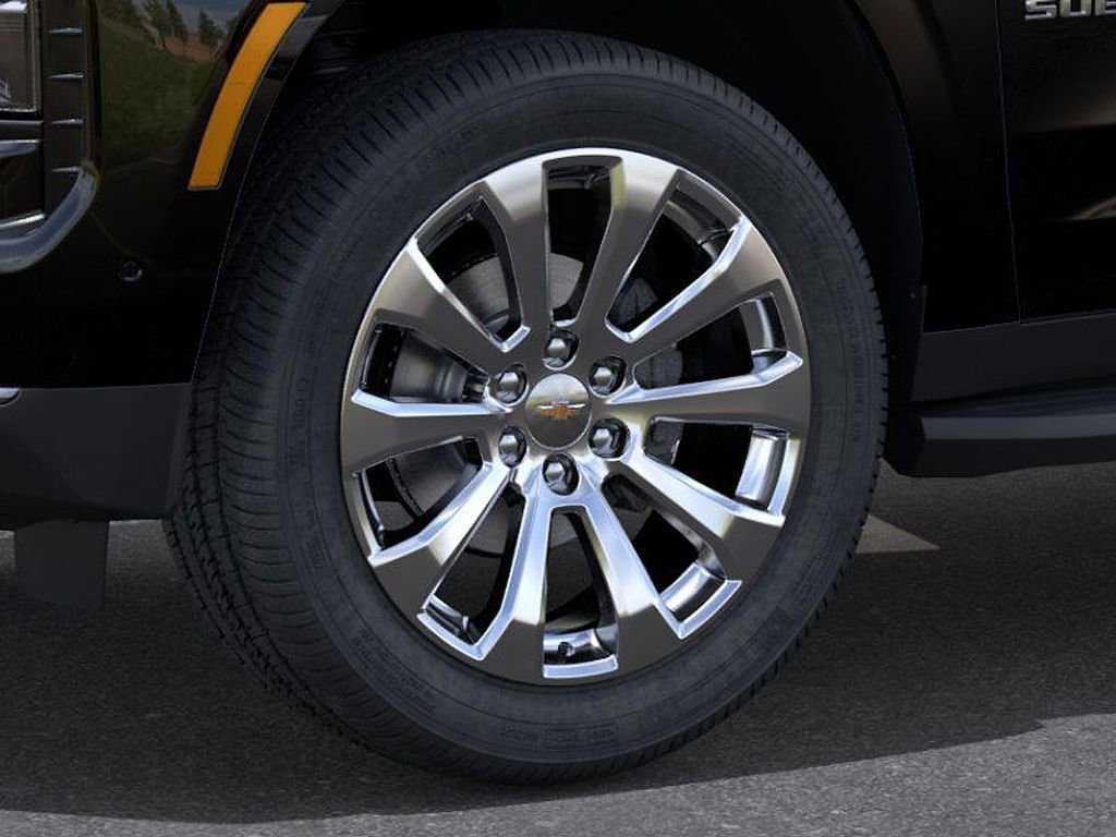 New 2026 Chevrolet Suburban Premier image 9