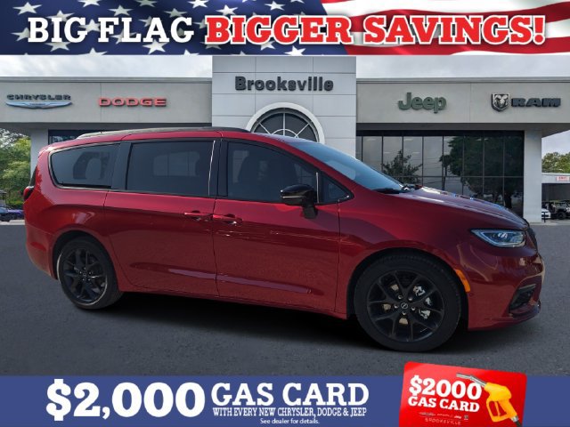 New 2026 Chrysler Pacifica Select w/ S Appearance Package